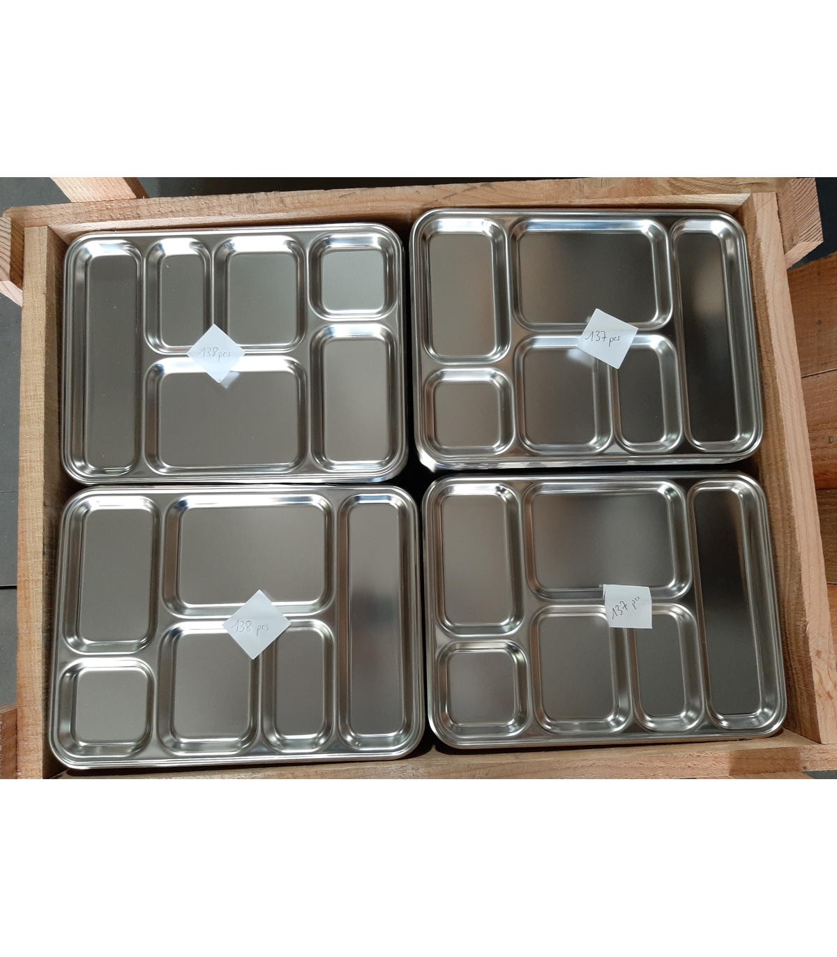 Stainless steel tray with 5 compartments 26,5 x 26,5 cm flat edge rounded  corners